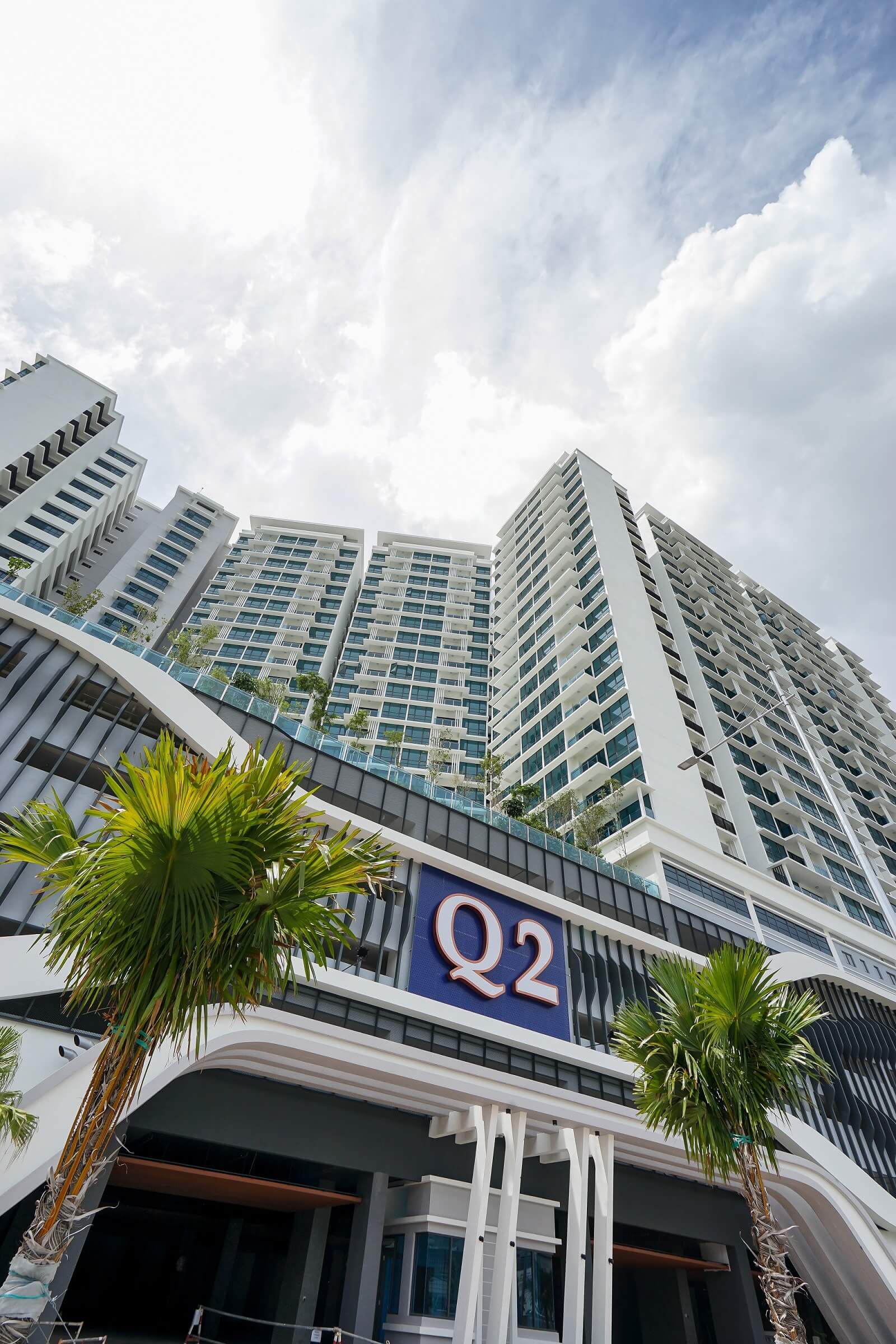 Q1